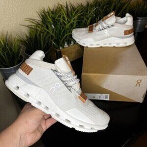 ON Running Cloudnova Women Shoes White Pearl